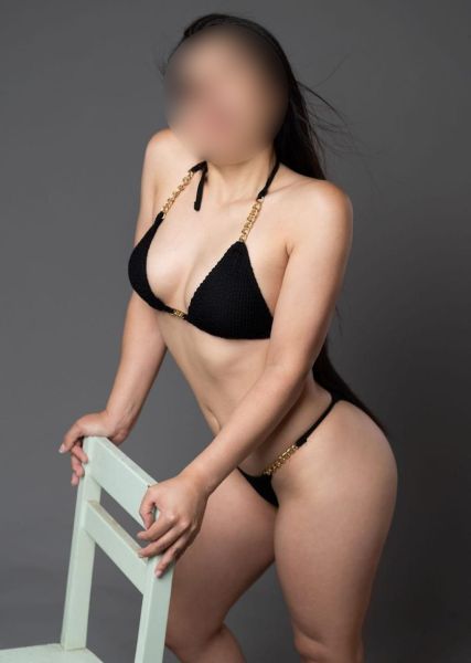 ESTOY EN LINARES
40 mil 30 minutos
Hola me llamo Camila, colombiana nueva en la ciudad, chiquitita una verdadera muñeca.
Tierna amorosa alegre, escort de lujo, me encanta el sexo y como ves mis fotos 100% reales cuerpo definido hermoso tal cuál se ve en la foto sin engaños, con el que puedes gozar todo lo que quieras. Te espero