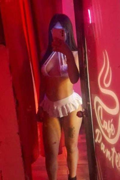 Chicas Trinity Spa Presenta a ... ❤️ Nicol ❤️
Hola amor Nicol 🇨🇱 nuevita, rica flaquita muy polola para ti, no te arrepentiras Conóceme!!!!!