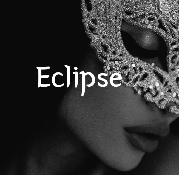 ✨ Descubre el arte del placer y la relajación ✨
¿Listo para desconectar del estrés y reconectar con tus sentidos?
Sumérgete en una experiencia única de masaje relajante y sensual, donde cada caricia está pensada para despertar tu cuerpo y calmar tu mente.
 Ambiente íntimo y cálido
 Aromas que envuelven
 Manos expertas que saben cómo tocar
Tu cuerpo lo pide… tu mente lo necesita.