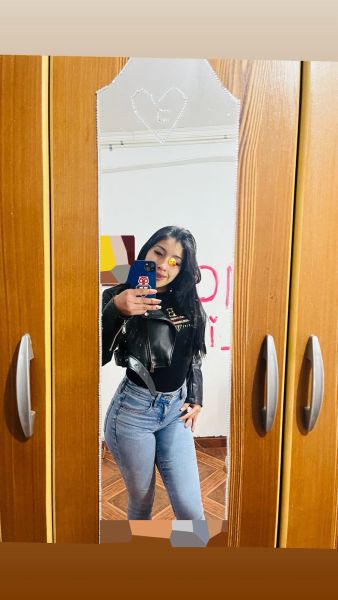 Hola bb soy Monserrat, nuevita en este mundo, mis encantos te enloqueceran, mi hermosa cola y mi actitud complaciente harán que goces esta experiencia como nunca lo imaginaste