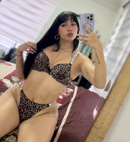 Soy Brenda tu acompañante y confidente, ven y disfrutemos un momento lleno de sensualidad y pasión, seré la musa de tus delirios sexuales...